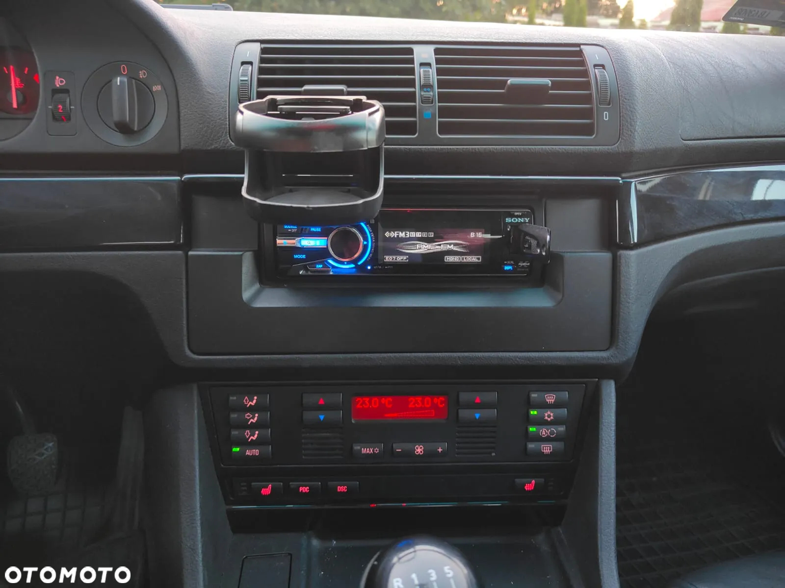 BMW Seria 5 520i - 8