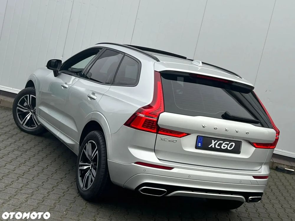 Volvo XC 60 T5 R-Design - 7