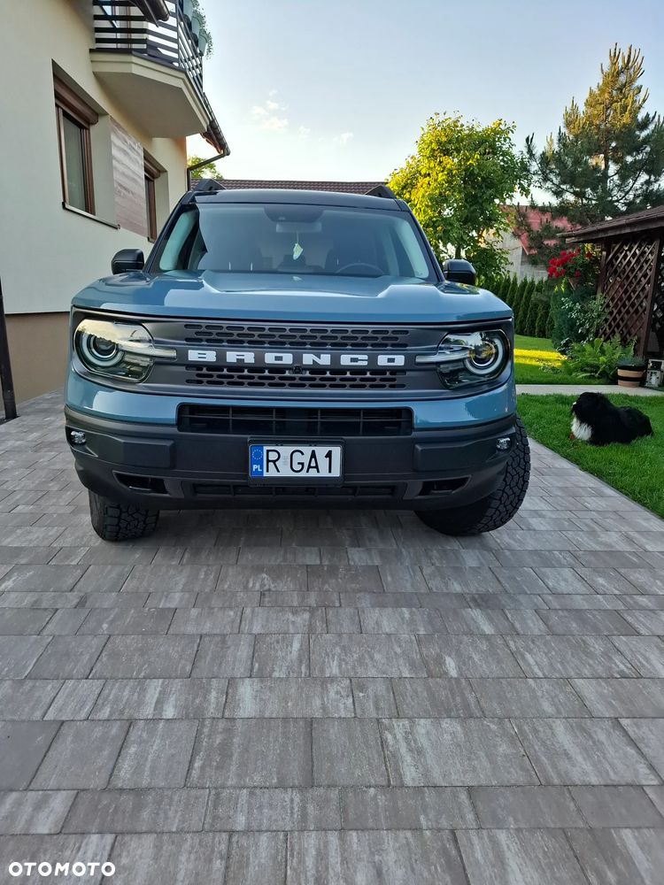 Ford Bronco - 3
