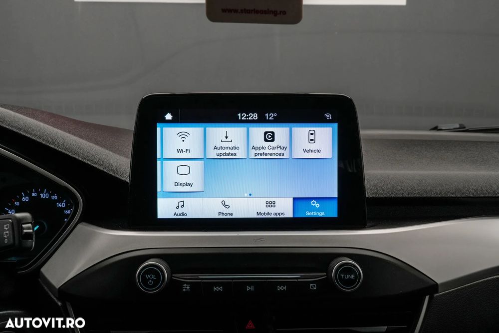 Ford Focus 1.0 EcoBoost 6MT MHEV Titanium - 18