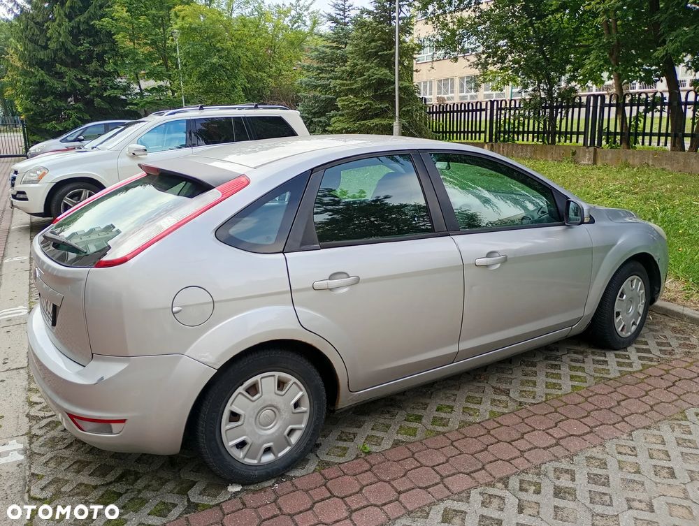Ford Focus 1.6 Trend - 2