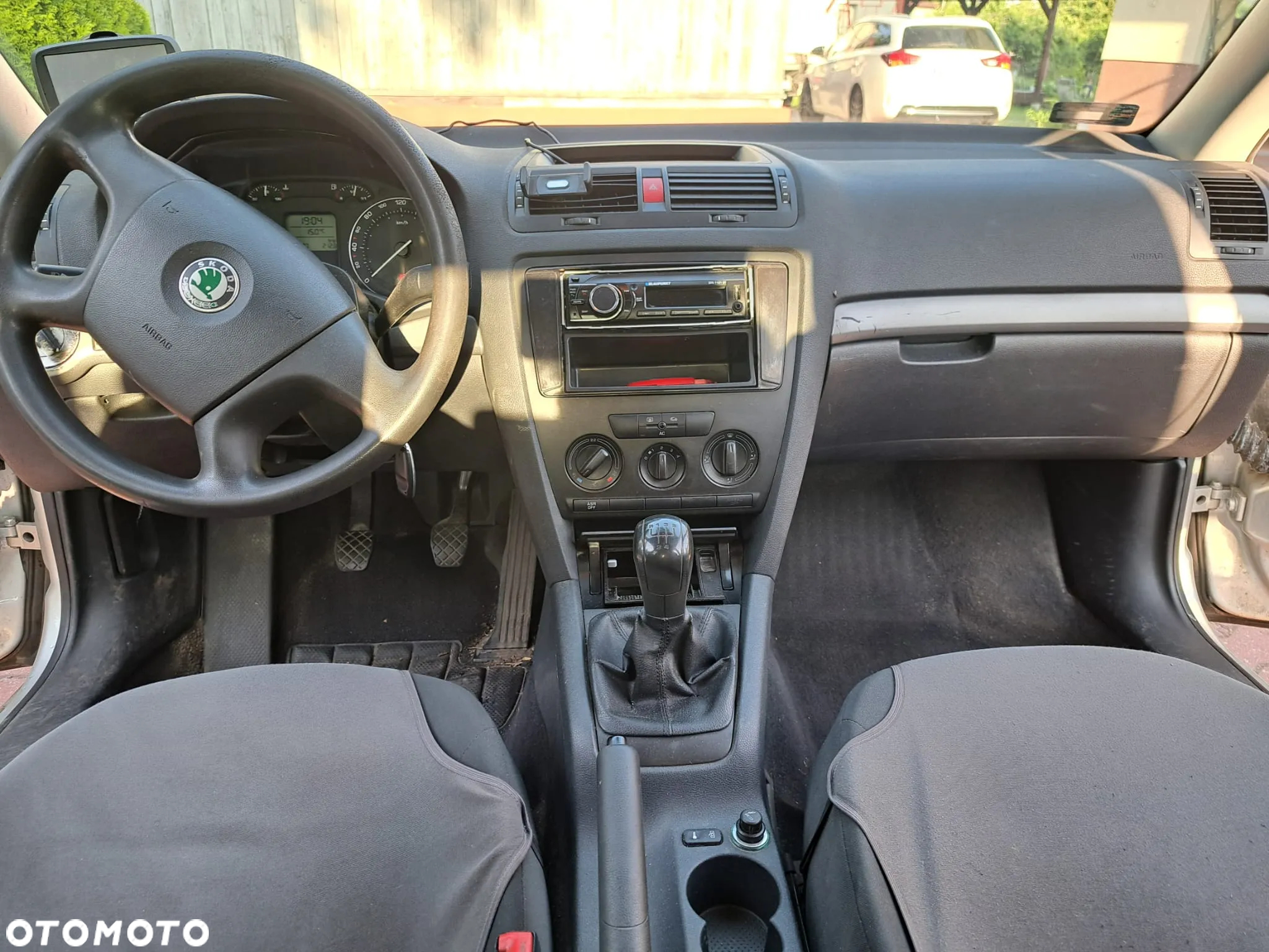 Skoda Octavia 1.6 Classic - 11