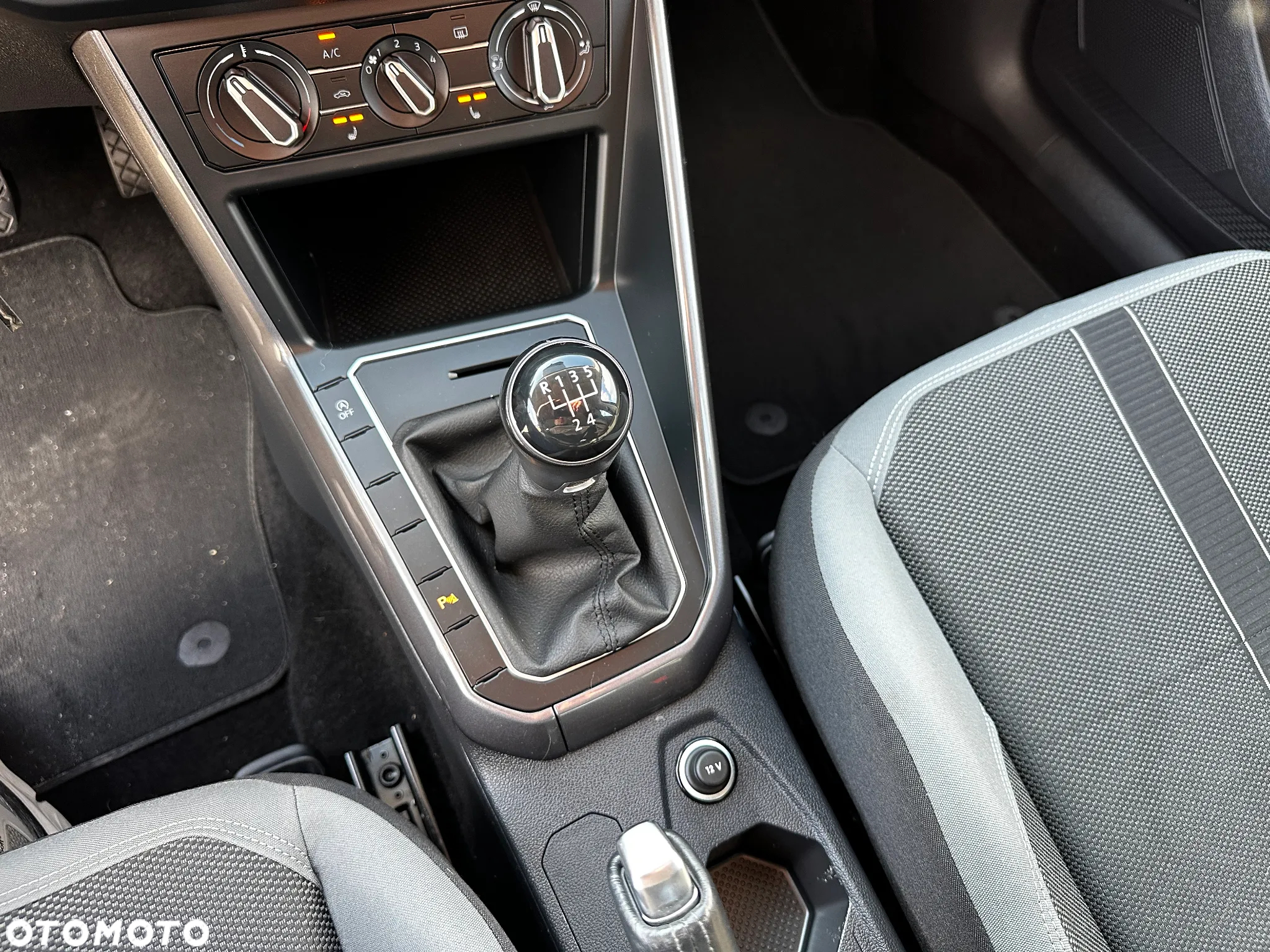 Volkswagen Polo - 17