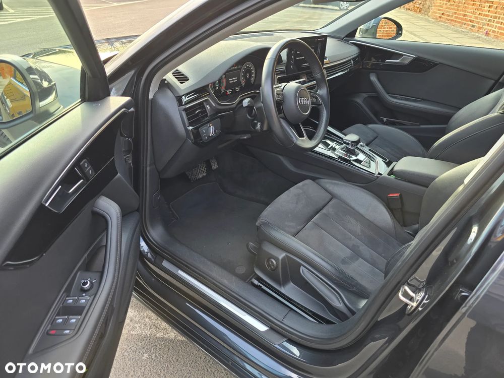 Audi A4 Limousine - 11