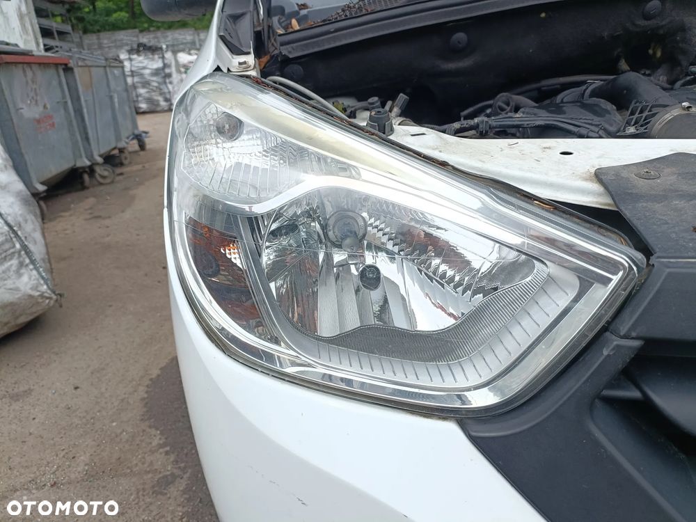 DACIA DOKKER 12-17 2013 r. lampa prawy przód prawa przednia PP EU * - 2