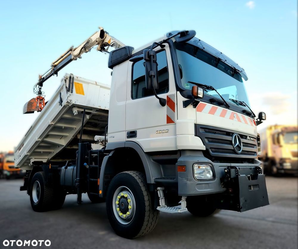 Mercedes-Benz Actros 1832 AK 4x4 – wywrotka 3-stronna MEILLER + HDS ATLAS 92.2 A2 – sterowanie radiowe - 10