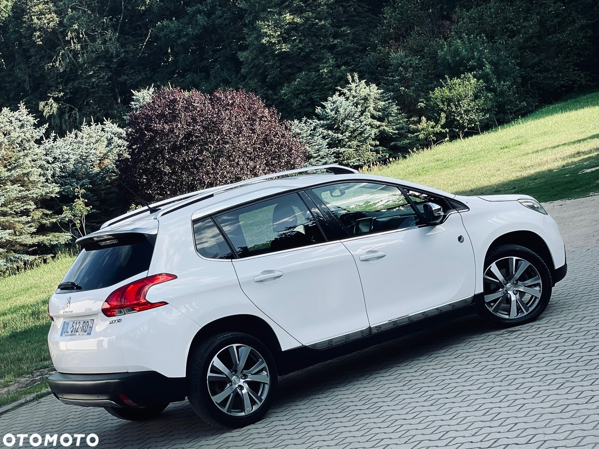 Peugeot 2008 - 15