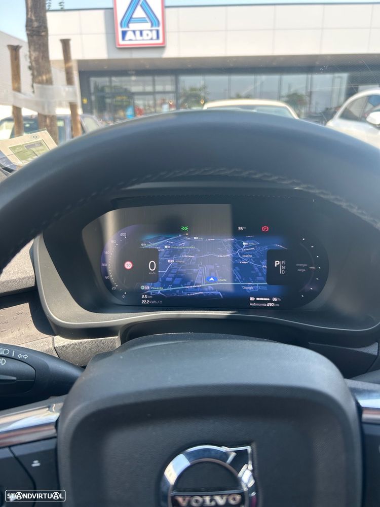 Volvo XC 40 Recharge Plus - 8