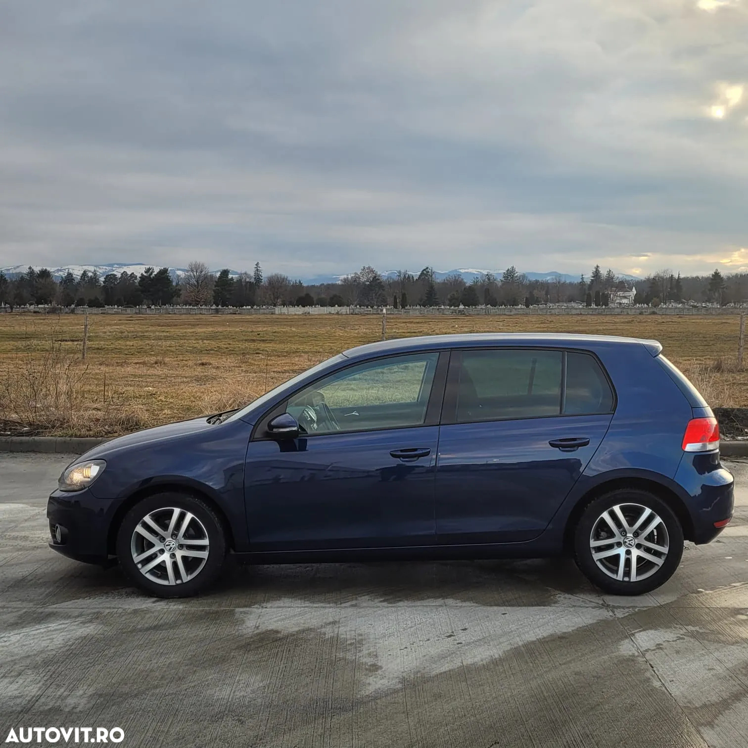 Volkswagen Golf - 3