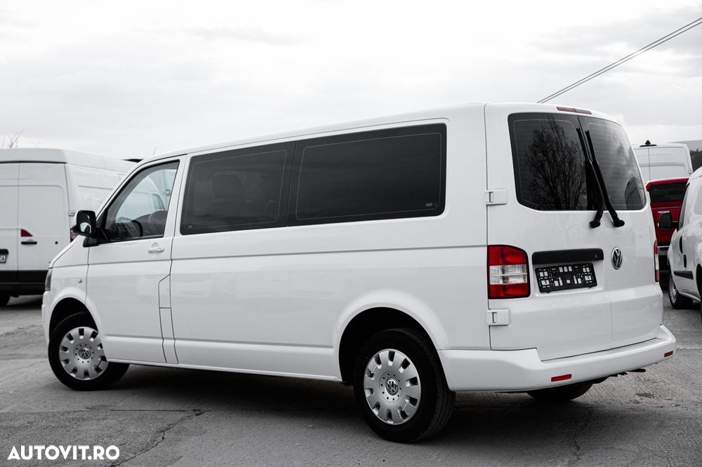 Volkswagen Caravelle - 28