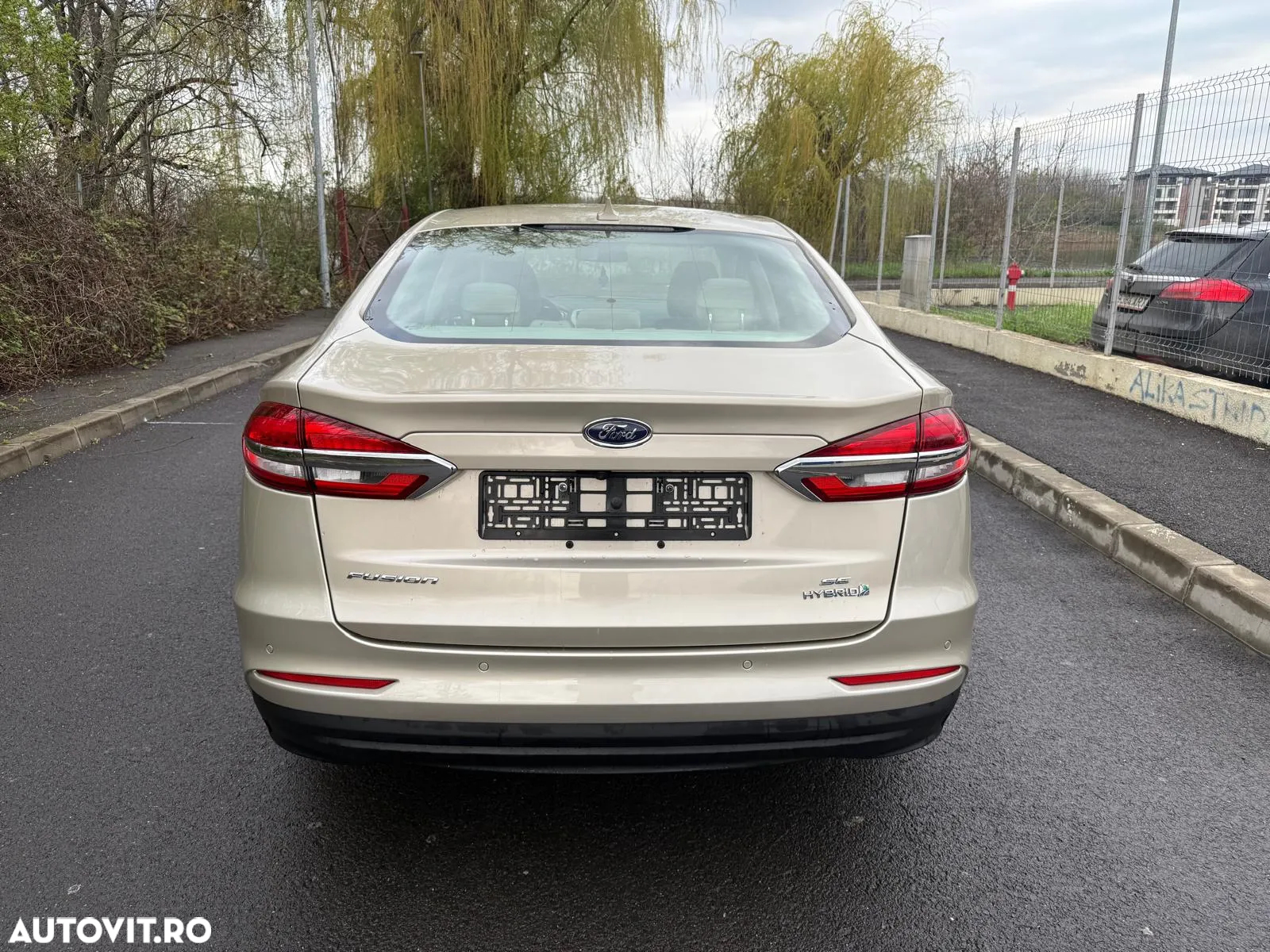 Ford Mondeo 2.0 HEV Trend - 9