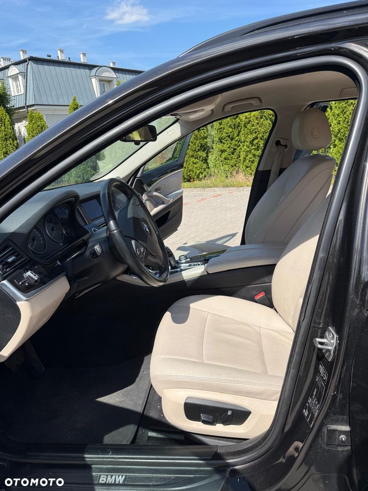 BMW Seria 5 518d Luxury Line - 8