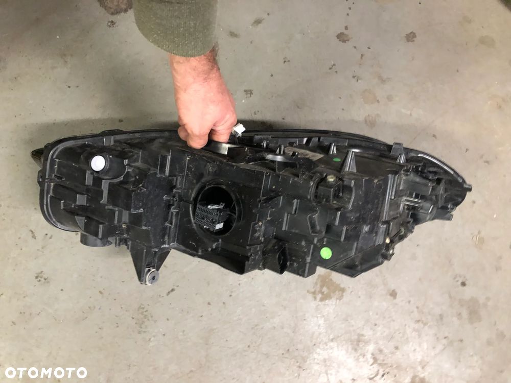 Lampa prawa LED BMW 1 F40 5A1E056 - 8
