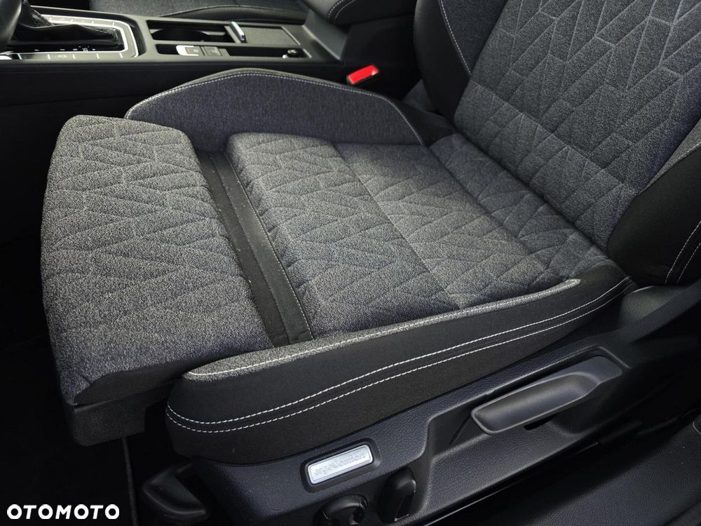 Volkswagen Passat Variant - 14