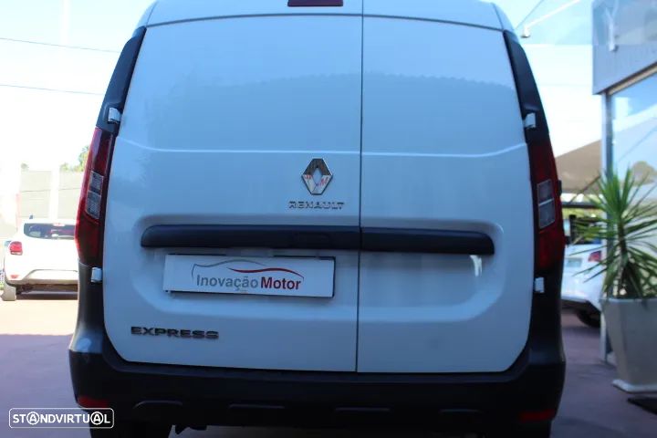 Renault EXPRESS - 19