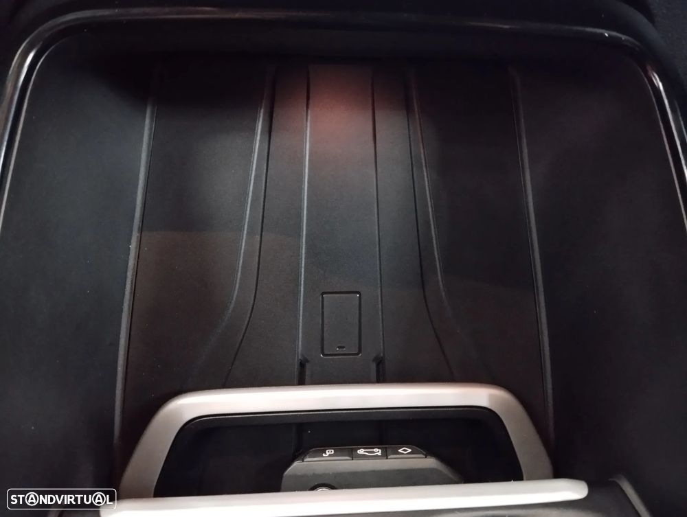 BMW 218 Active Tourer i Auto - 38