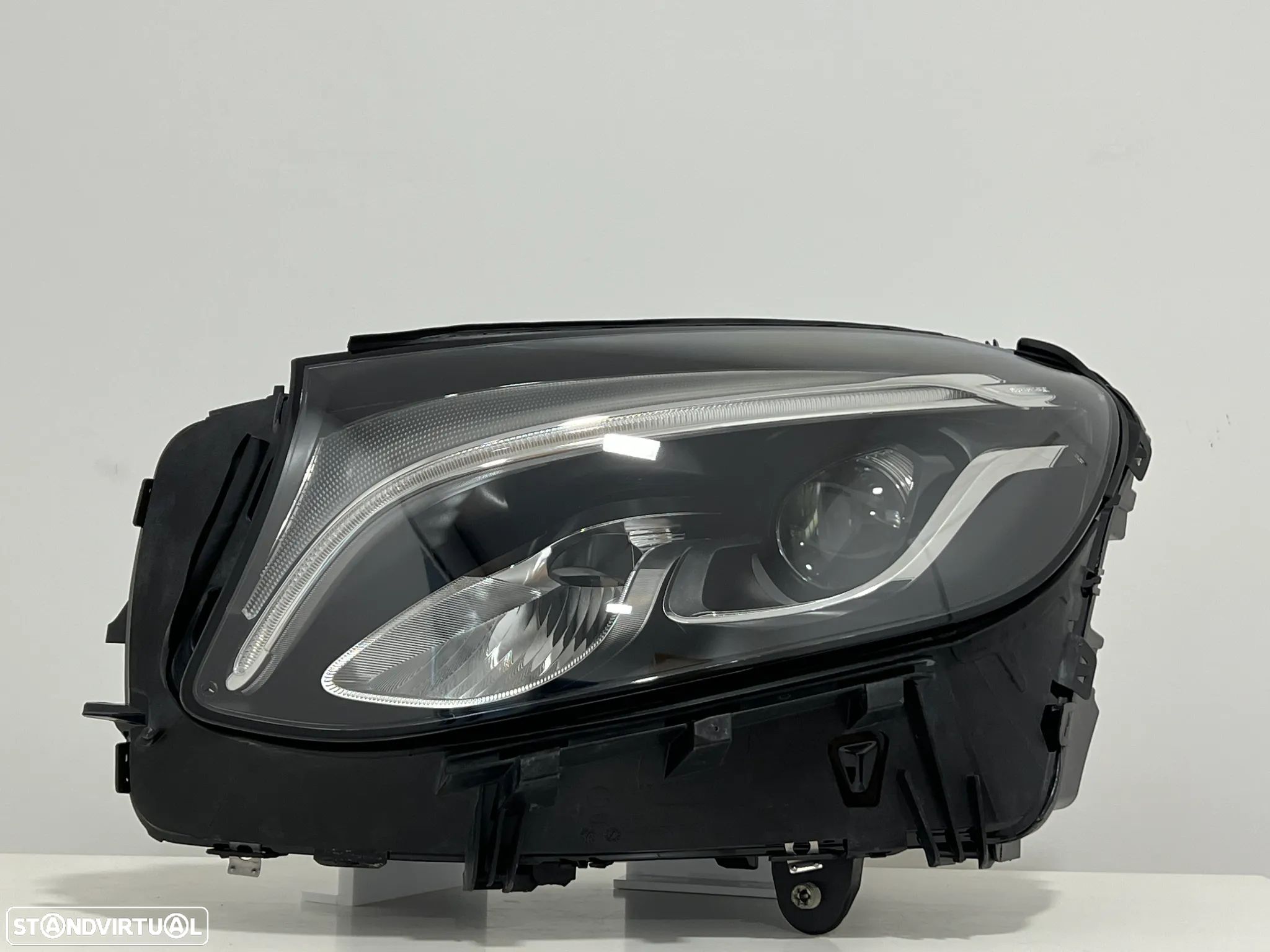 Farol Otica Original Mercedes GLC W253 Led lado Esquerdo - 1
