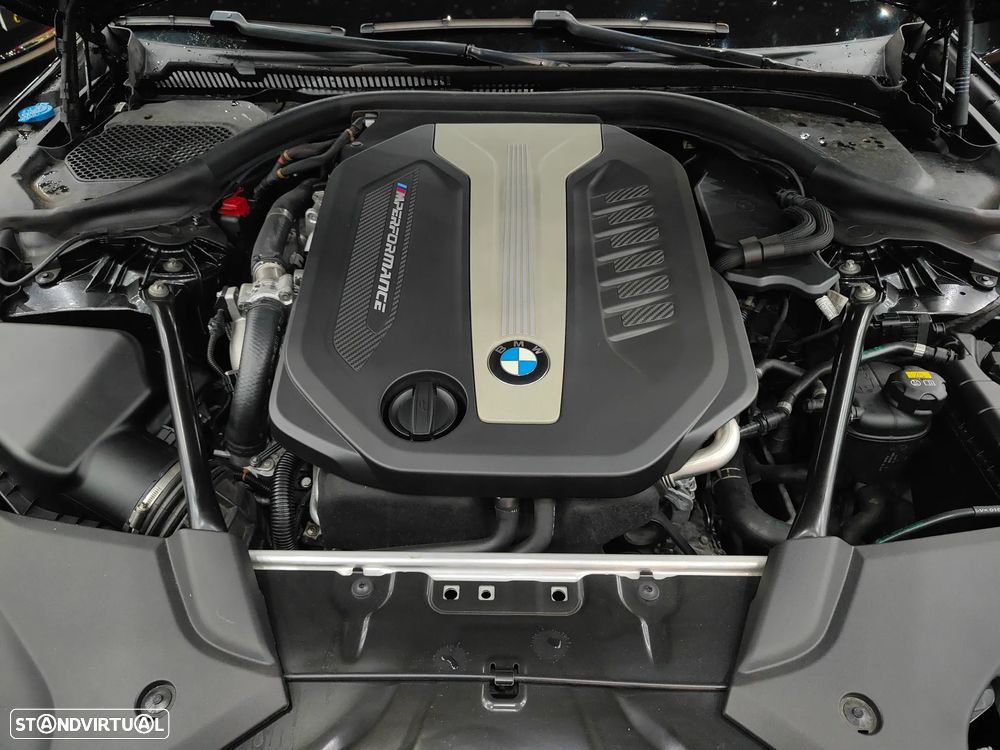BMW M550d xDrive Auto - 36