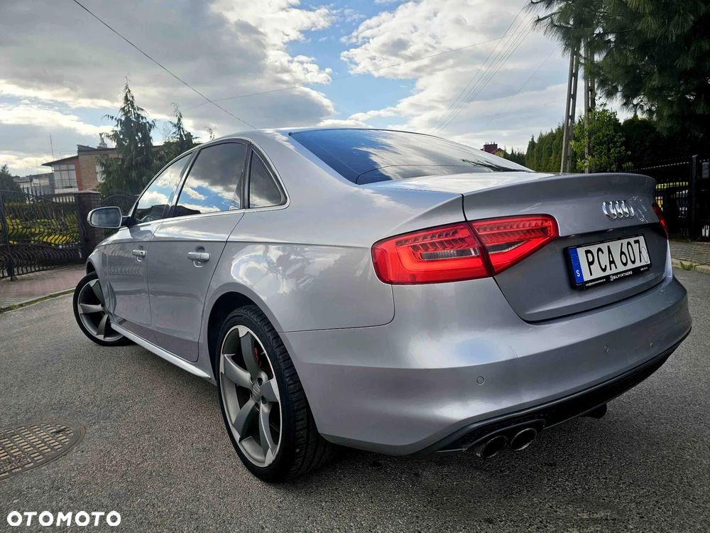 Audi A4 Limousine 2.0 TFSI S line Sportpaket (plus) - 4