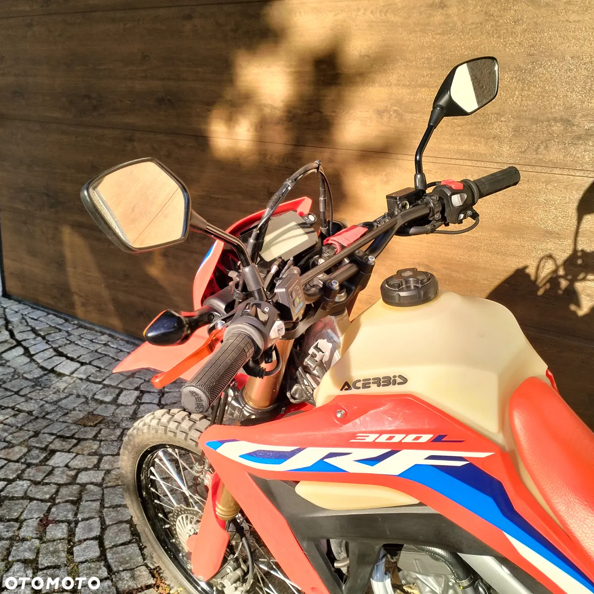 Honda CRF - 7