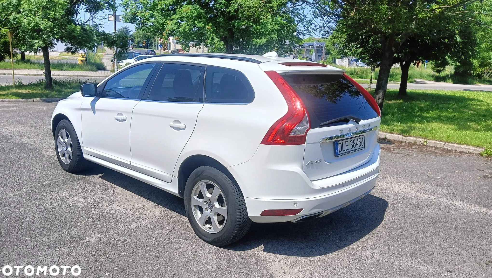 Volvo XC 60 D4 Drive-E Momentum - 9