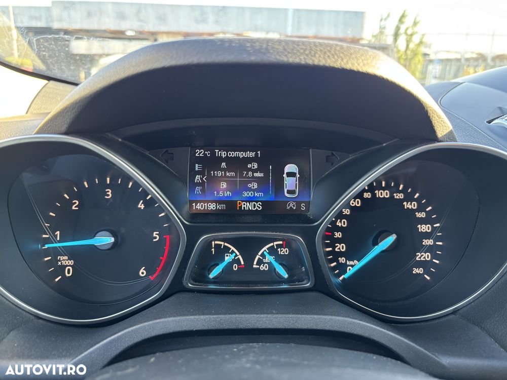 Ford Kuga - 5