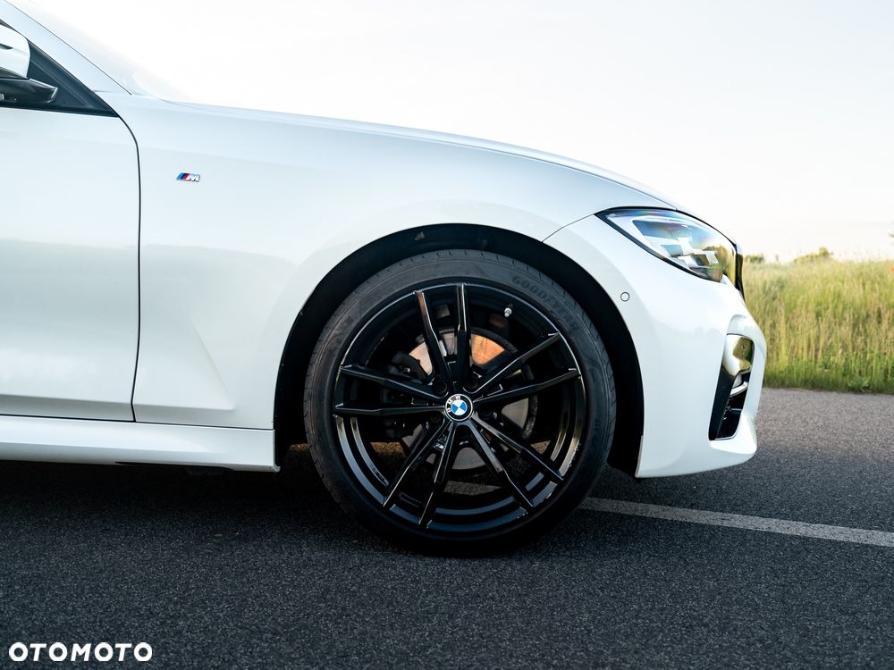 BMW Seria 3 320d xDrive mHEV M Sport sport - 5