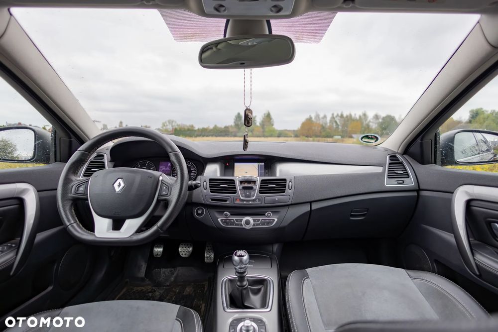 Renault Laguna 2.0 dCi Initiale - 18