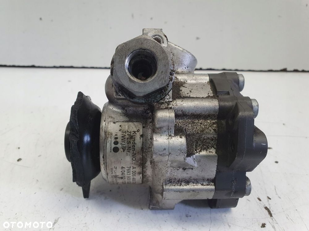 Mercedes Sprinter 906 2.2 CDI POMPA WSPOMAGANIA A0064667801 - 3