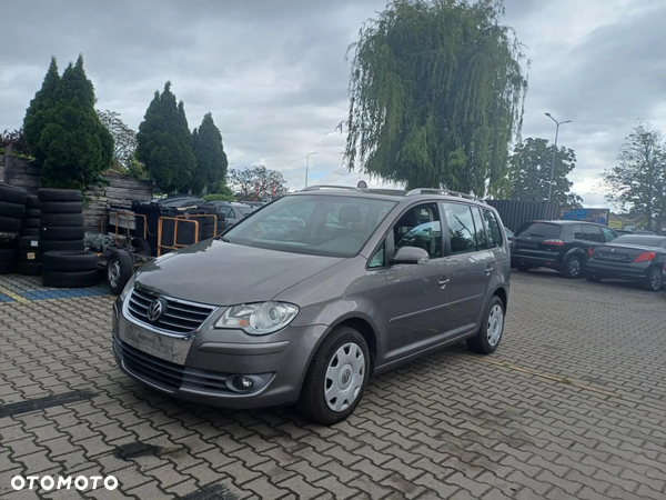 Volkswagen Touran 1.4 TSI Conceptline