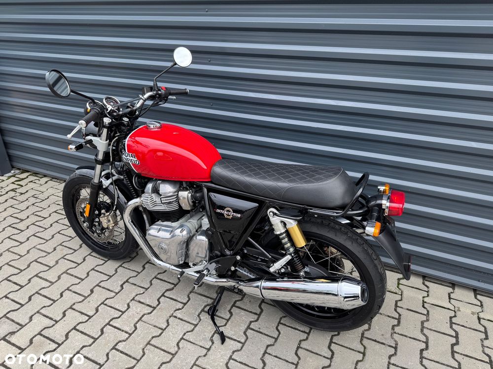 Royal Enfield Interceptor - 6