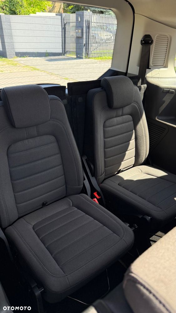 Ford Tourneo Connect Grand - 10