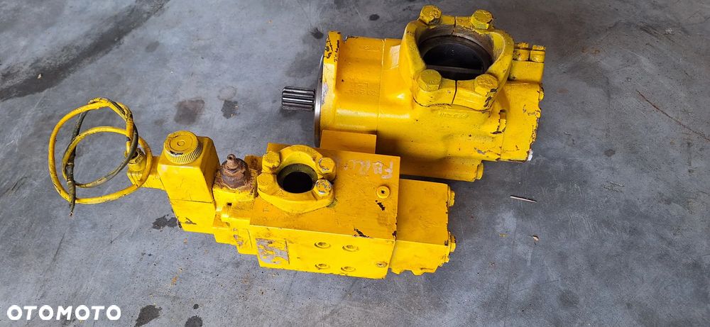 Pompa hydrauuliczna VICKERS Furukawa 365 1 - 4