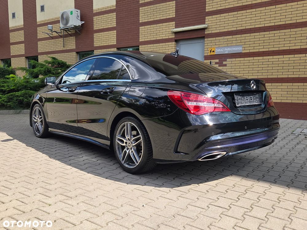 Mercedes-Benz CLA 200 7G-DCT AMG Line - 11