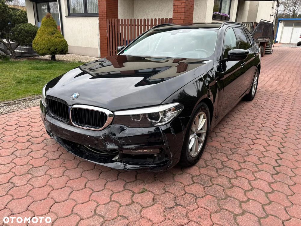 BMW Seria 5 525d Sport Line - 1