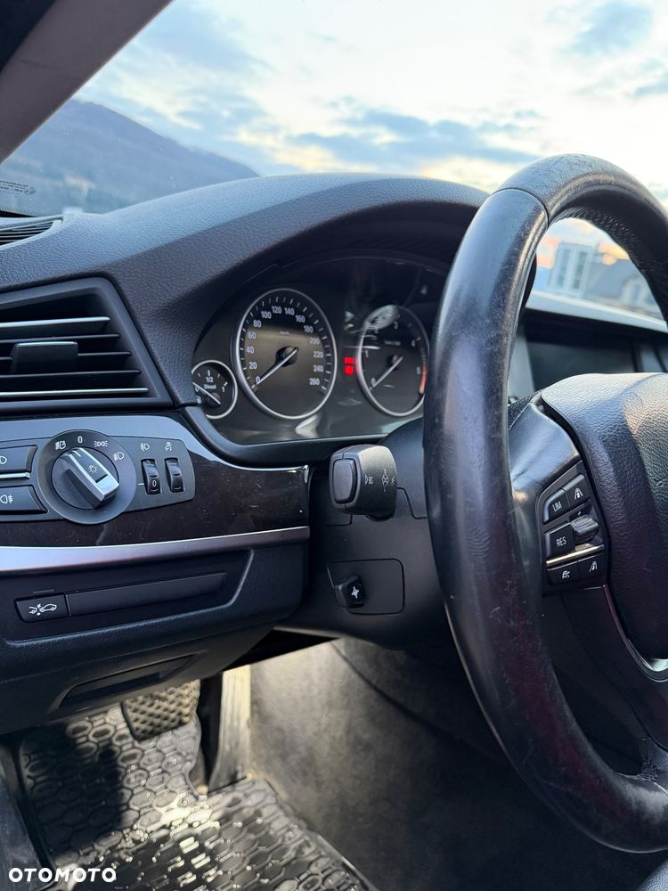 BMW Seria 5 - 18