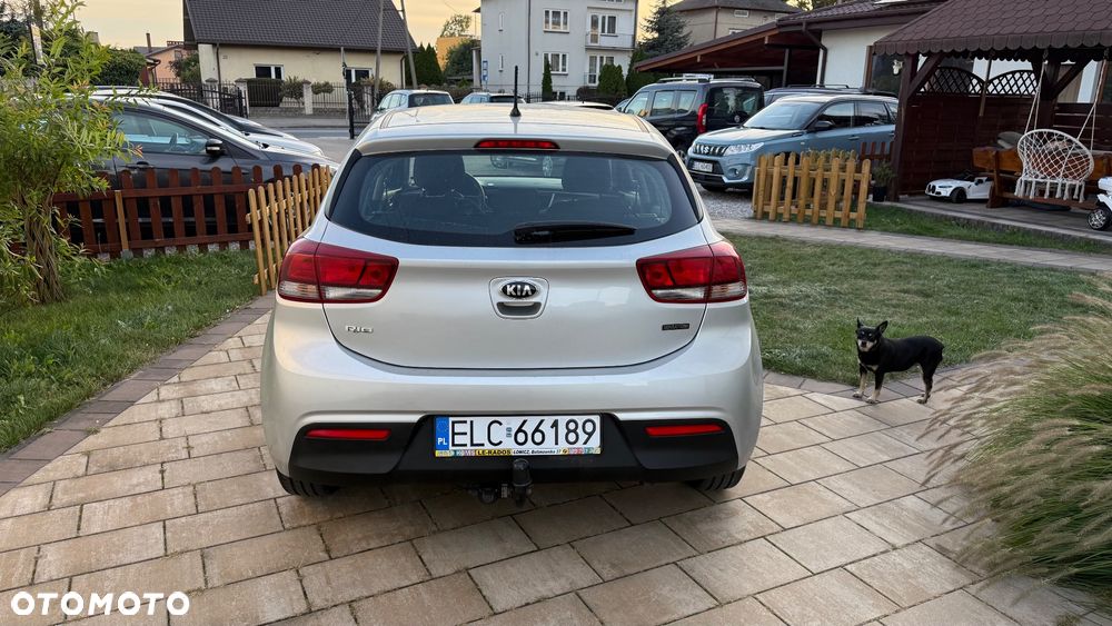 Kia Rio 1.2 Attract - 17