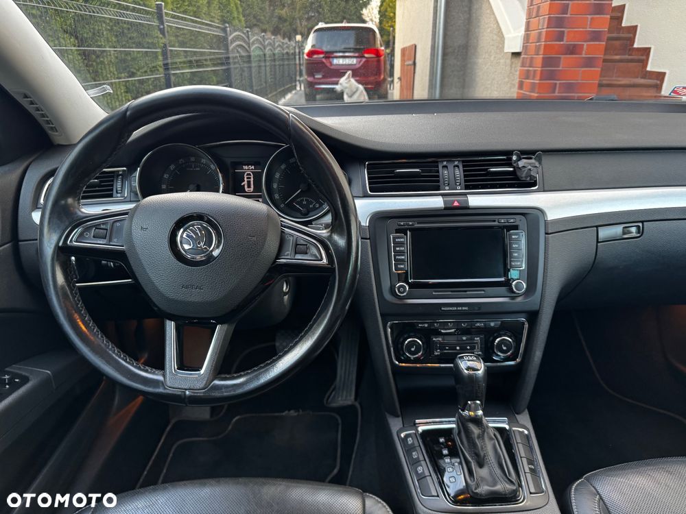 Skoda Superb 2.0 TDI Platinum Outdoor DSG - 5