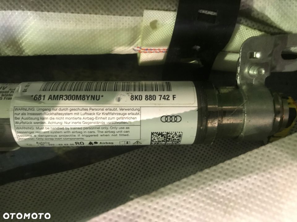 AUDI A4 B8 AVANT KOMBI AIRBAG KURTYNA PRAWA 8K0880742F - 2