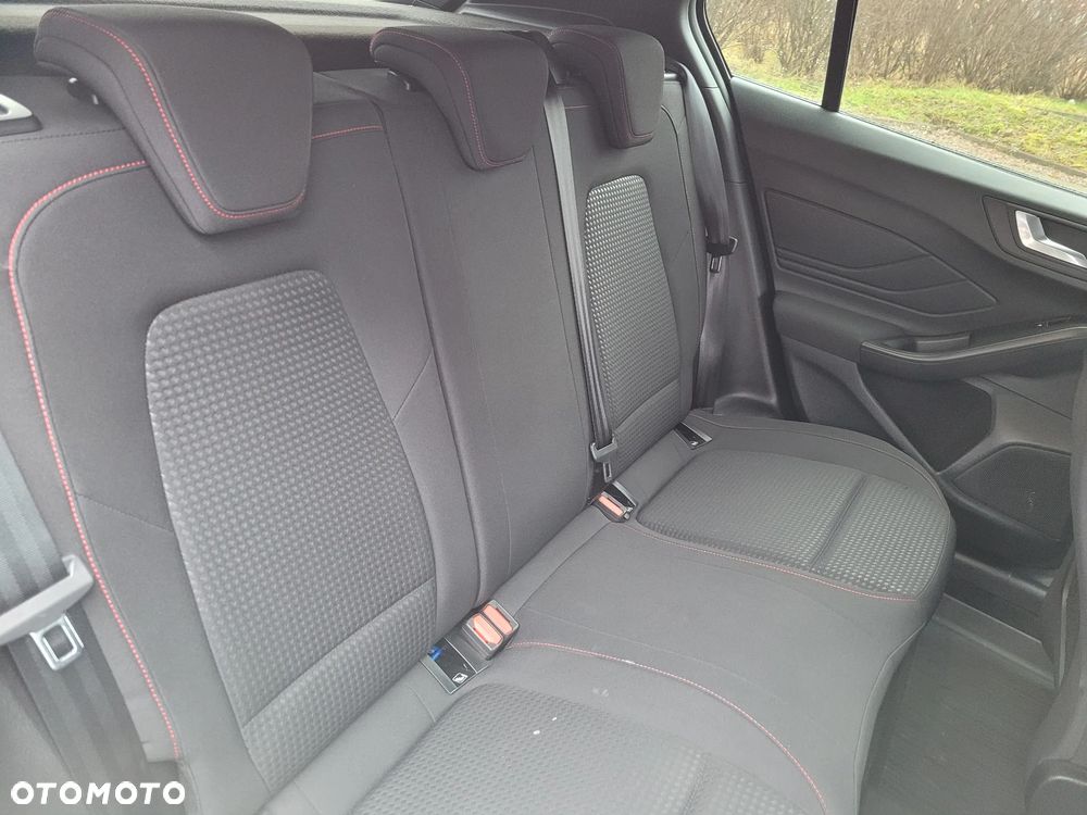 Ford Focus 1.0 EcoBoost mHEV ST-Line X - 20