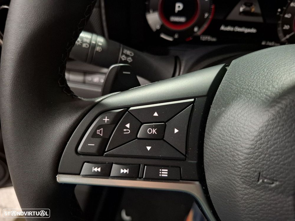 Nissan Juke 1.0 DIG-T N-Connecta DCT - 16