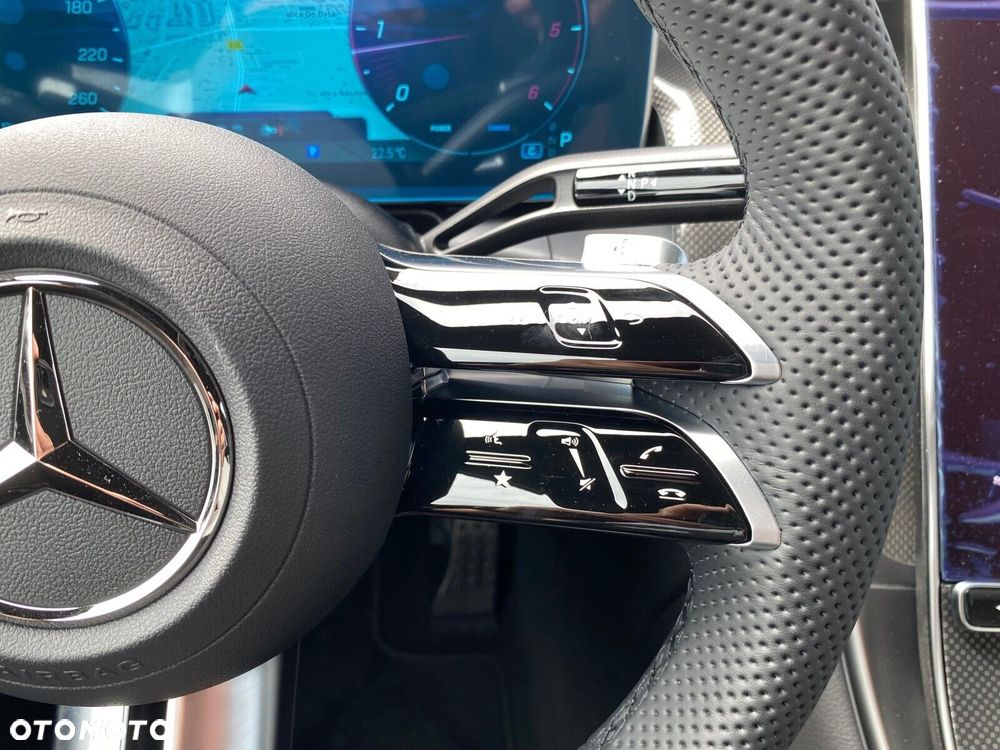 Mercedes-Benz GLC - 13