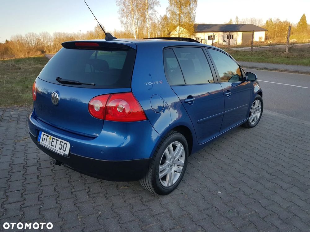 Volkswagen Golf 1.9 TDI Tour Edition - 4