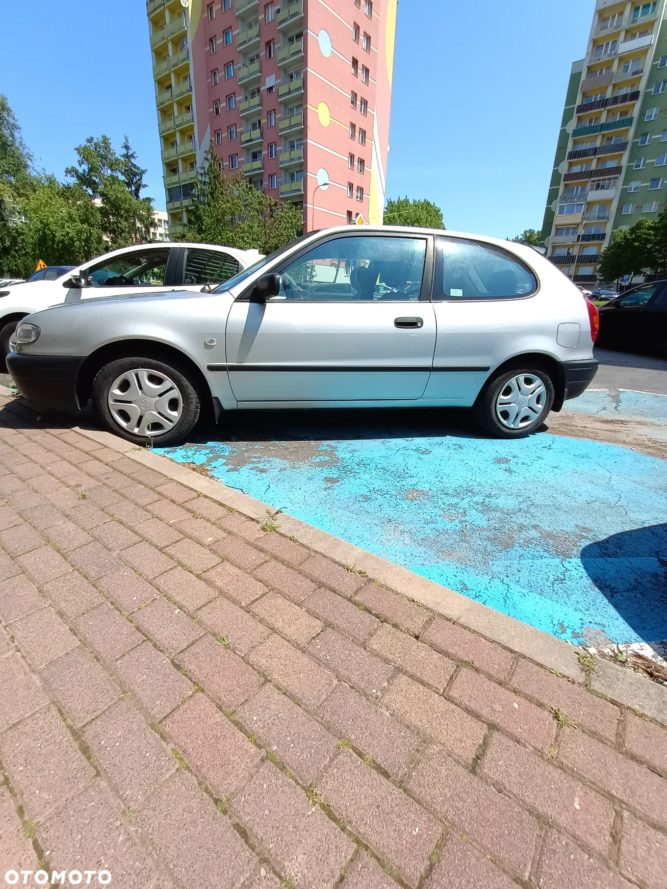 Toyota Corolla - 2