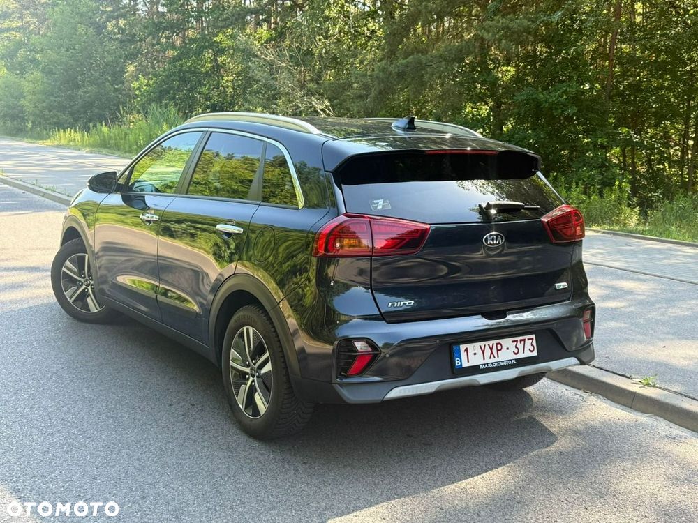 Kia Niro 1.6 GDI Hybrid M - 18
