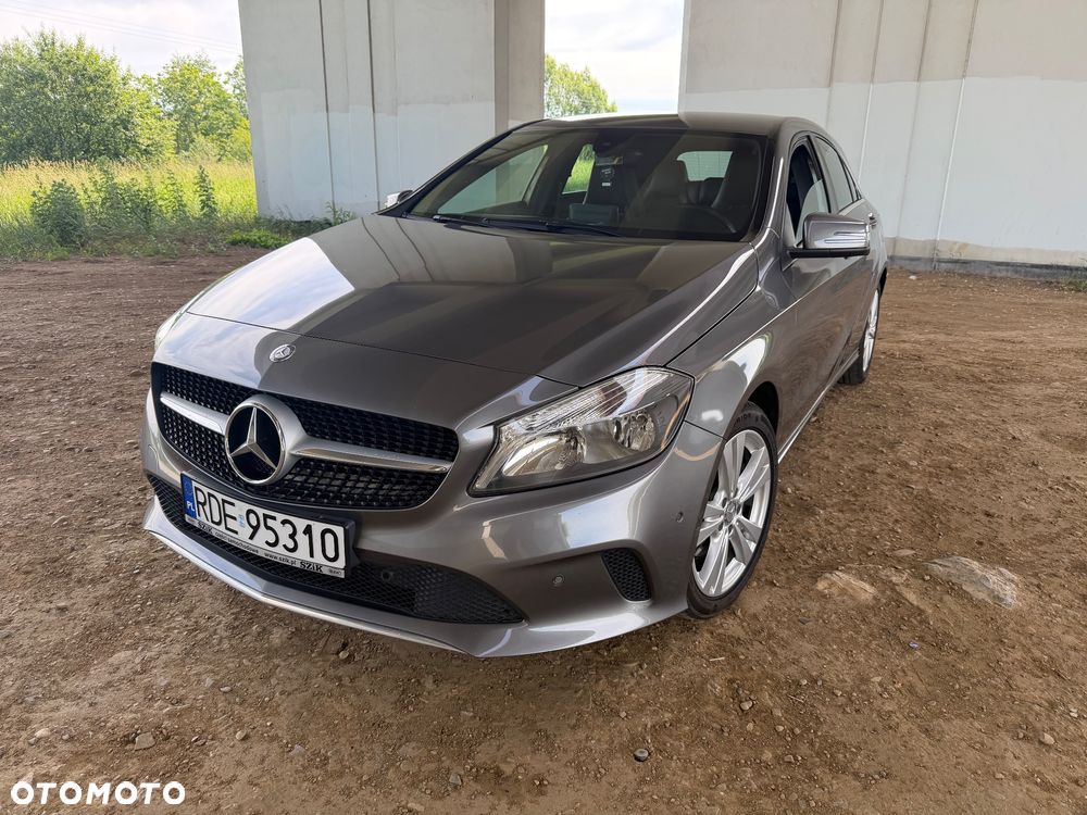 Mercedes-Benz Klasa A 200 (BlueEFFICIENCY) Urban - 1