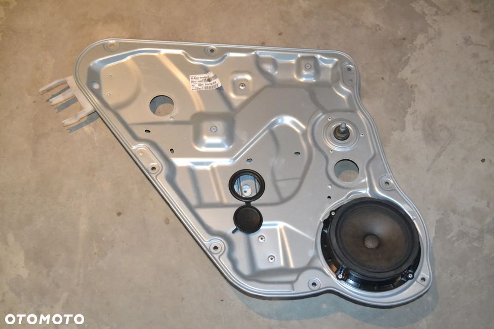 KIA CEED I MECHANIZM PODNOŚNIK SZYB ELEKTRYCZNYCH LEWY TYŁ TYLNY ORYGINAŁ 83470-1H000 - 1