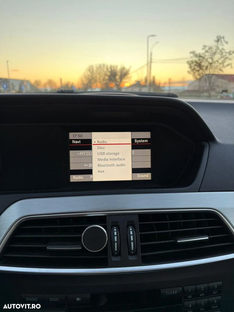 Mercedes-Benz C - 11