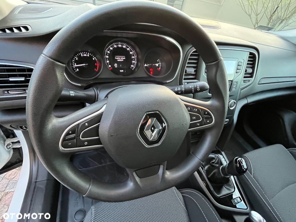 Renault Megane 1.6 SCe Life - 21