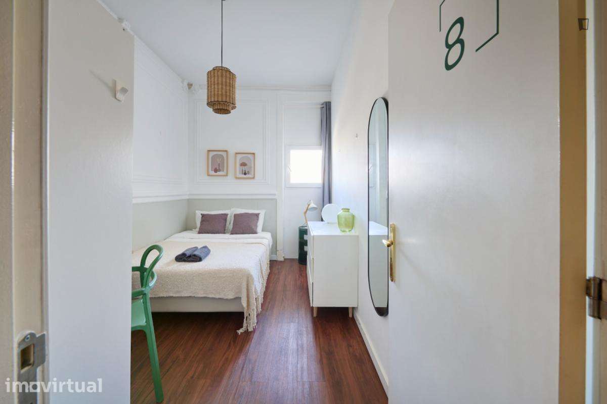 Quarto - localizado em Marquês de Pombal Lisbon - Grande imagem: 2/60